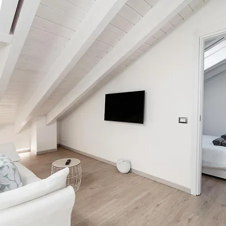 Appartamento Ilaria's Loft - The House Of Travelers *